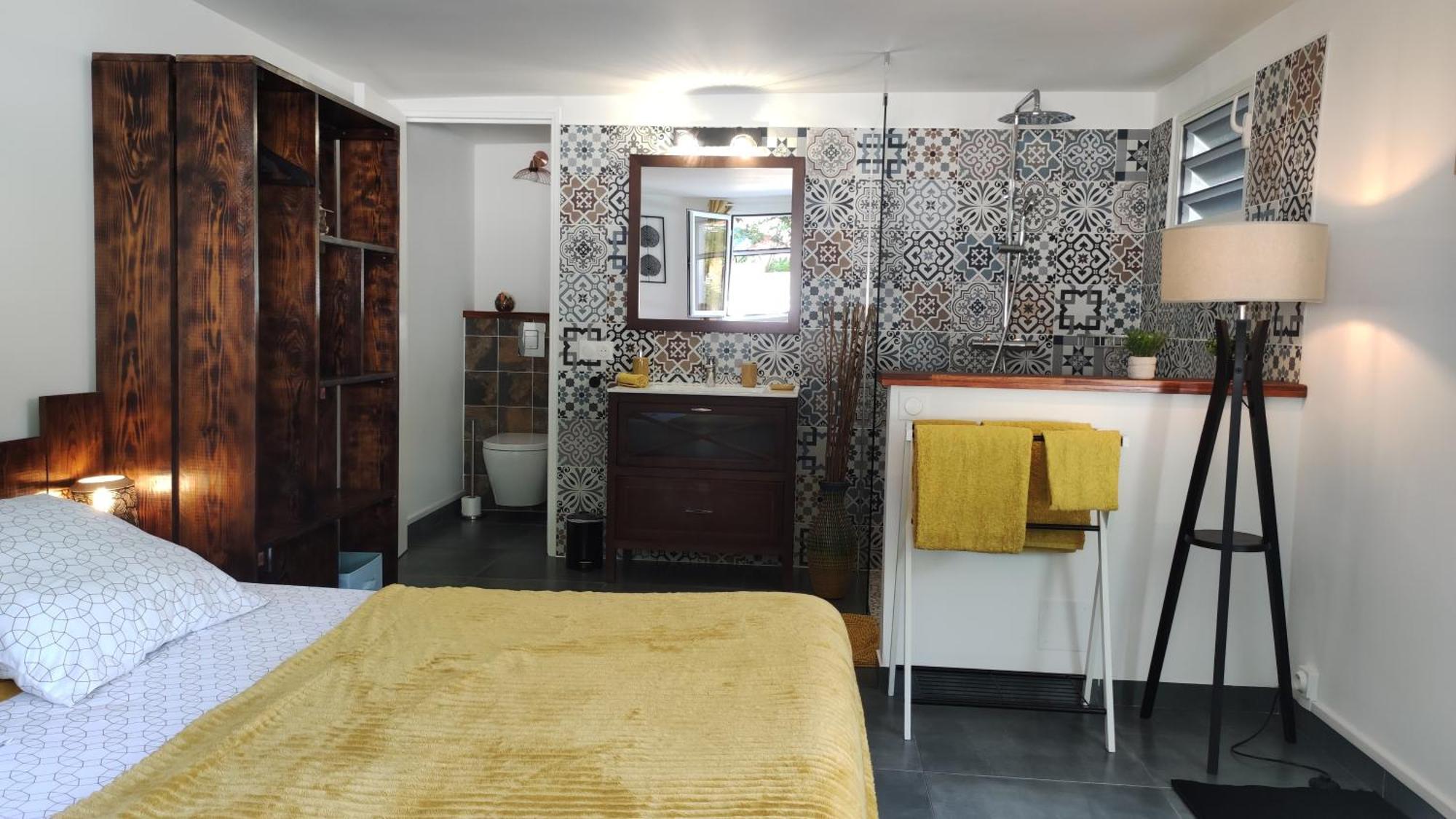 Les Coulirooms Sainte-Anne  Buitenkant foto